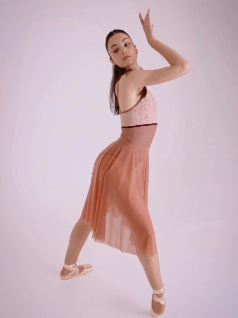 Refined movement, reimagined. ✨🩰
Delicate prints meet sculpted silhouettes—each leotard designed to frame the body with quiet sophistication and fluid grace. A study in softness, strength, and timeless femininity.
Discover the collection at Calatheadancewear.com and tap to shop.
#ballet #balletleotards #dancewear #balletlove #dance